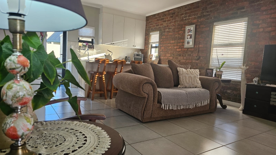 2 Bedroom Property for Sale in Blue Mountain Village Western Cape